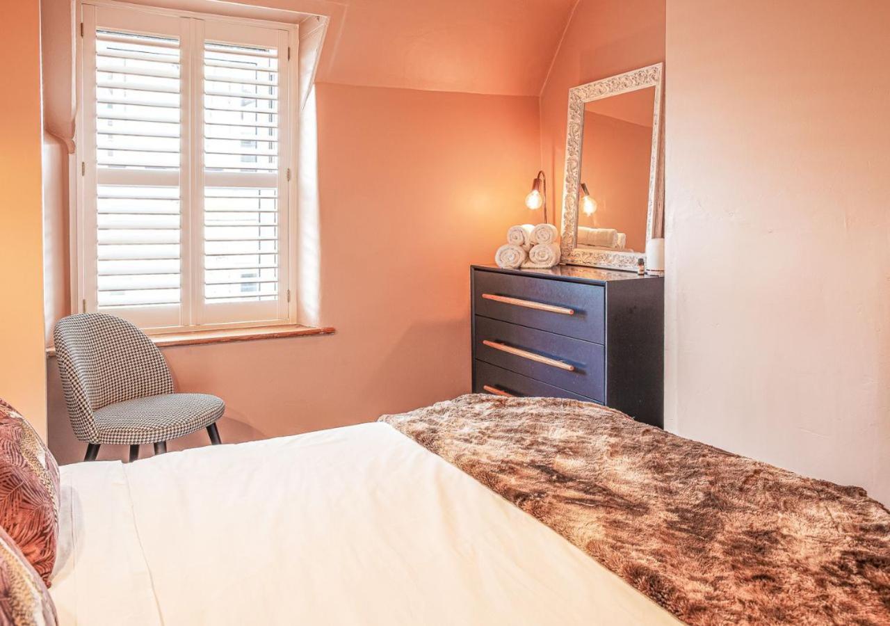 Maple Rose - 2 Bed With Garden In Minchinhampton! Βίλα Εξωτερικό φωτογραφία